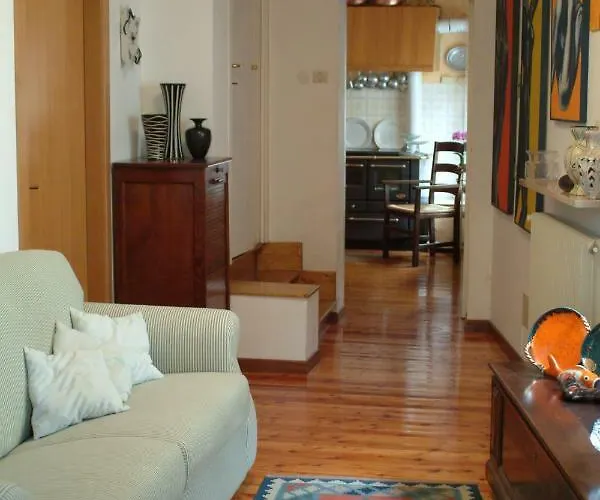 Oda ve Kahvaltı Gil D'o Bertiolo